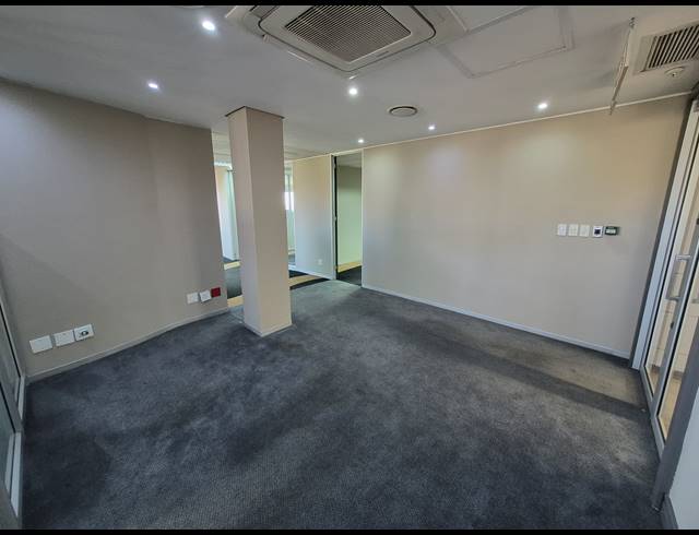 306M² OFFICE TO LET IN WOODMEAD